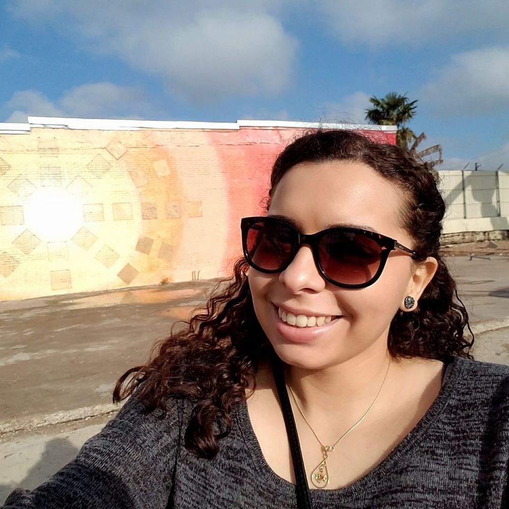 Meet your Posher, Cruz